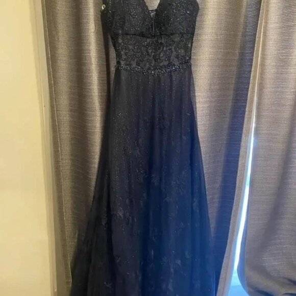 Navy Blue Grad / Prom Dress - Picture 1 of 7